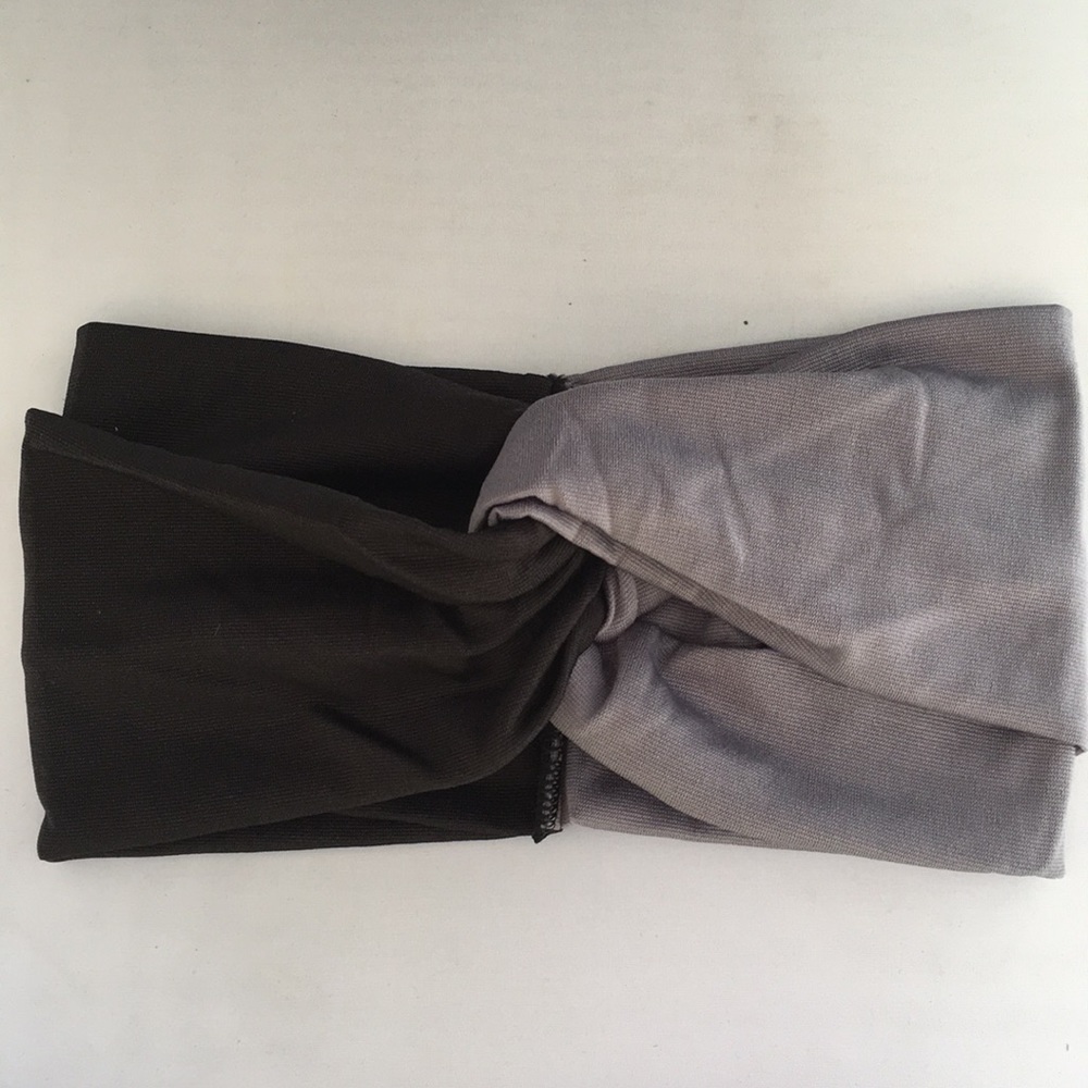 New! 2 Twist Headbands - Picture 2 of 9